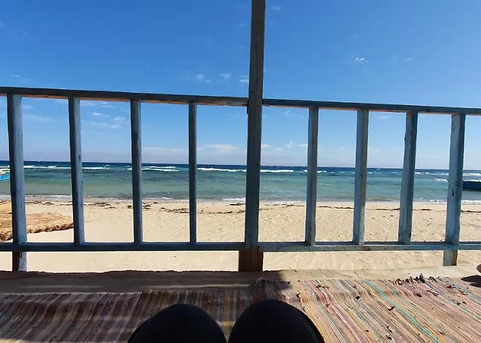 Diana Beach Camp *